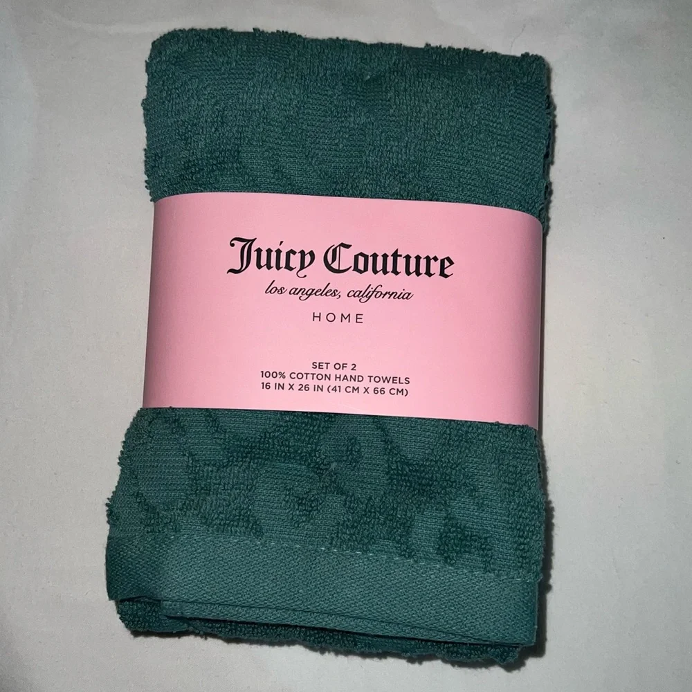 100% Cotton 2 Towels NWT